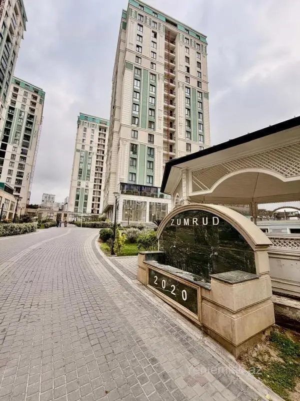 Satılır 4 otaqlı yeni tikili 179 m²