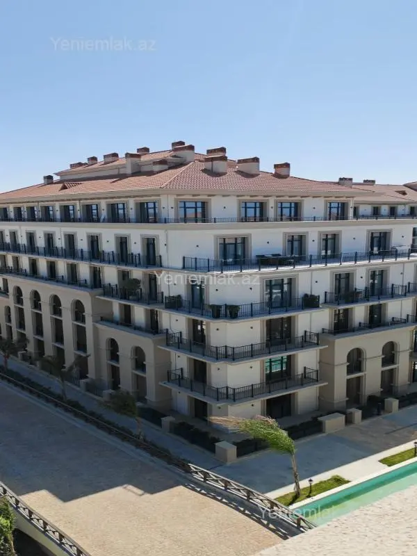 Satılır 2 otaqlı yeni tikili 111 m²