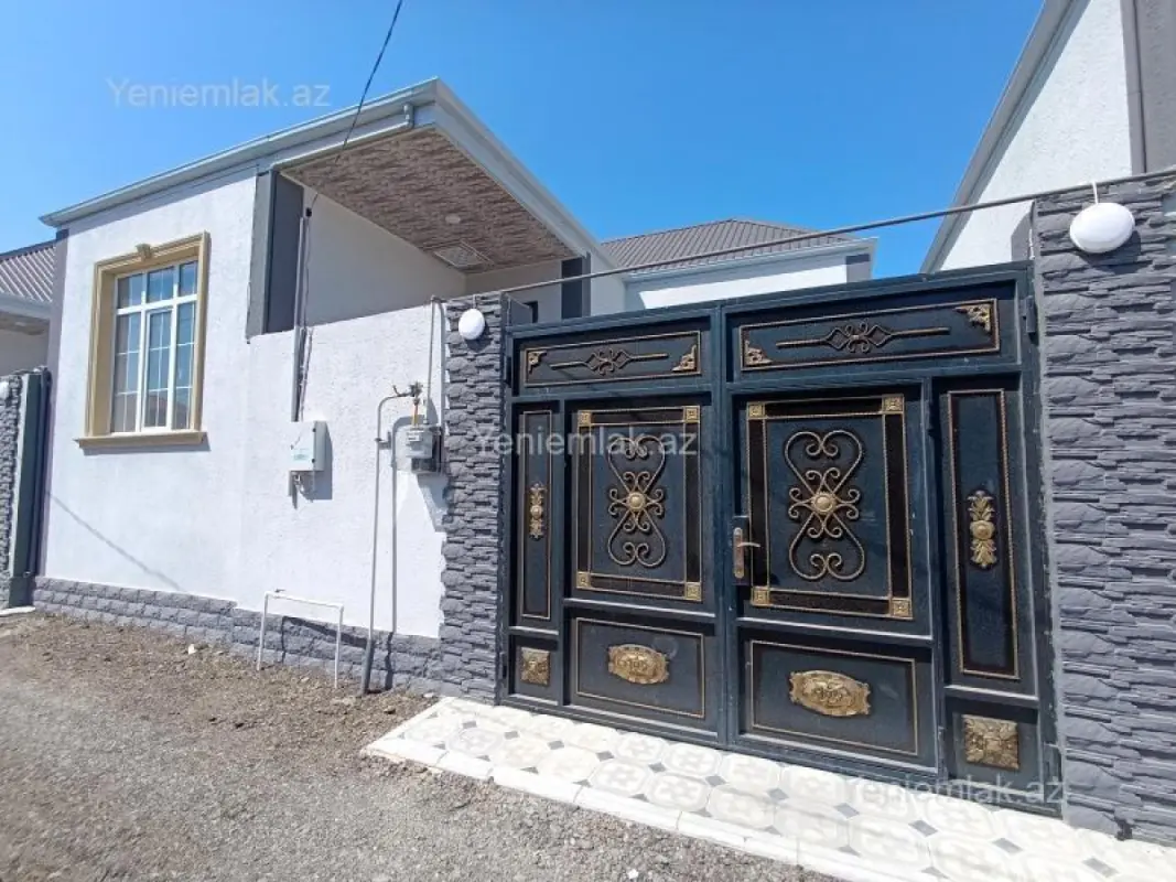 Satılır 2 otaqlı həyət evi 55 m²
