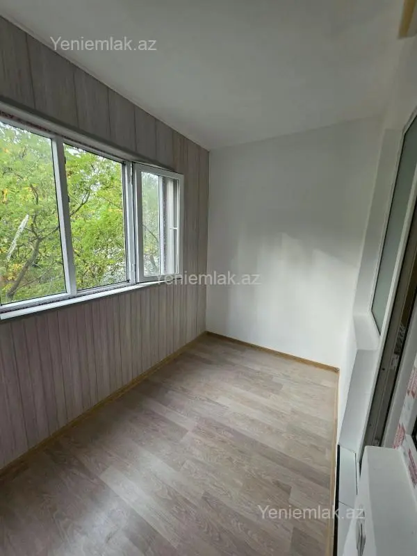 Satılır 2 otaqlı köhnə tikili 53 m²