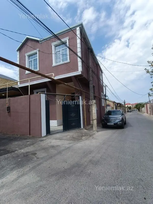 Satılır 5 otaqlı həyət evi 127 m²