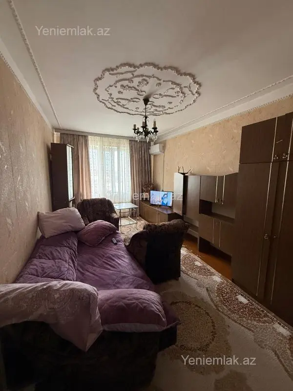 Satılır 5 otaqlı köhnə tikili 110 m²