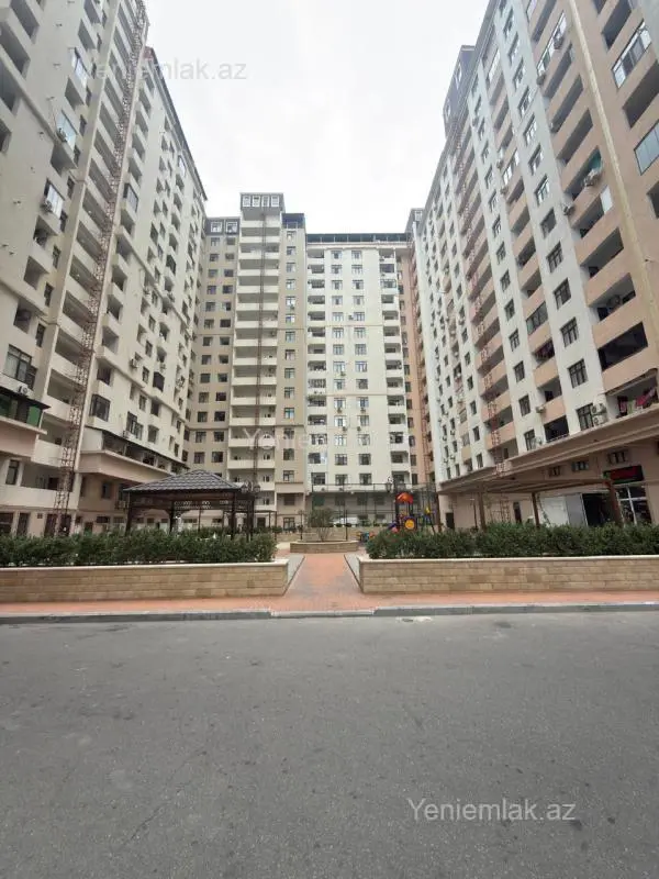 Satılır 3 otaqlı yeni tikili 110 m²