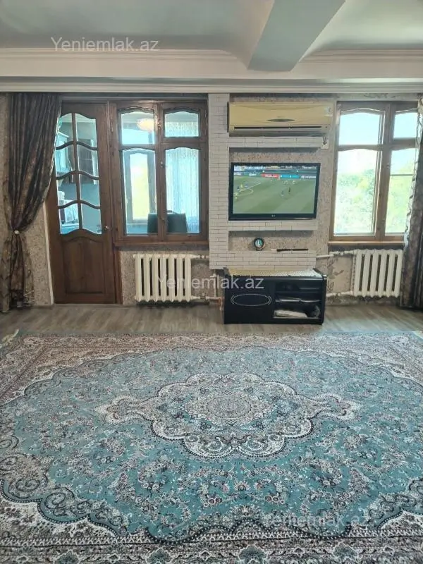 Satılır 4 otaqlı köhnə tikili 85 m²