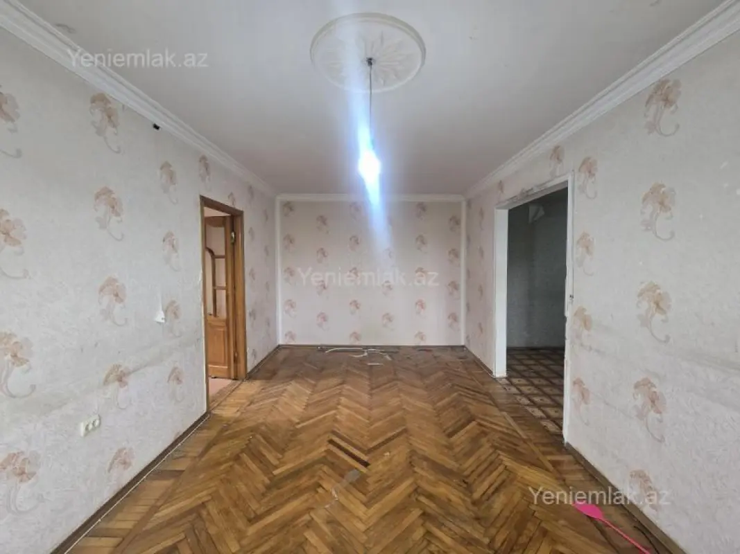 Satılır 2 otaqlı köhnə tikili 48 m²