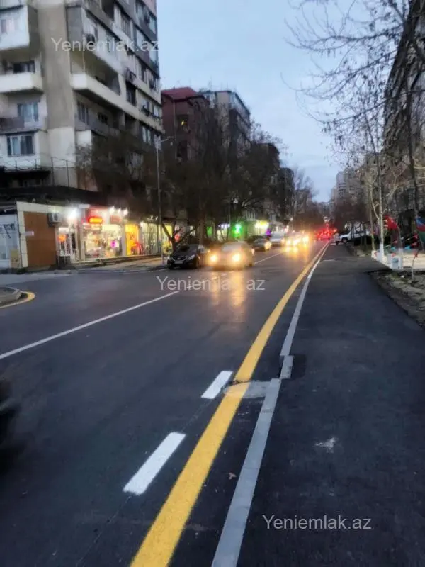 Satılır 1 otaqlı köhnə tikili 40 m²