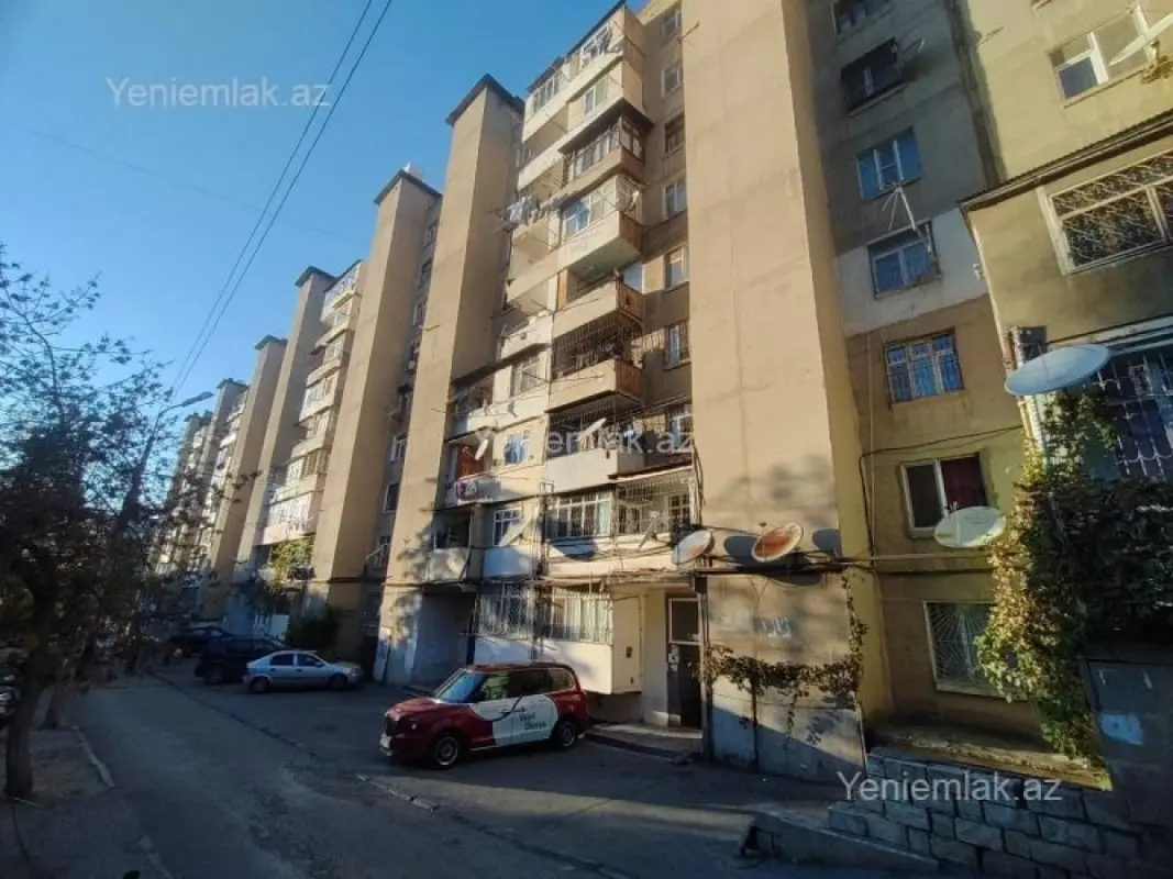 Satılır 3 otaqlı köhnə tikili 80 m²