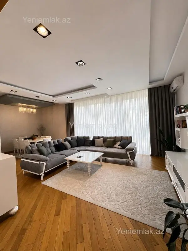 Satılır 3 otaqlı yeni tikili 176 m²