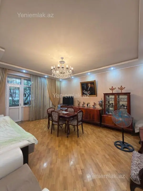 Satılır 2 otaqlı yeni tikili 91 m²