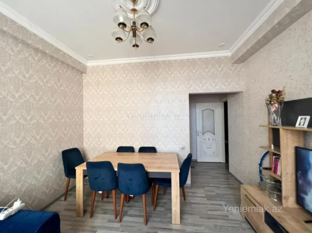 Satılır 3 otaqlı yeni tikili 100 m²