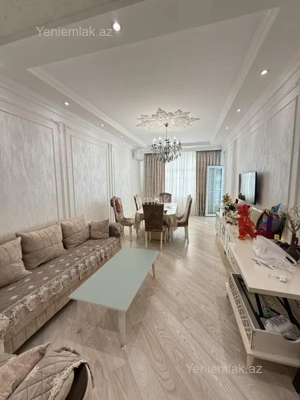 Satılır 2 otaqlı yeni tikili 80 m²