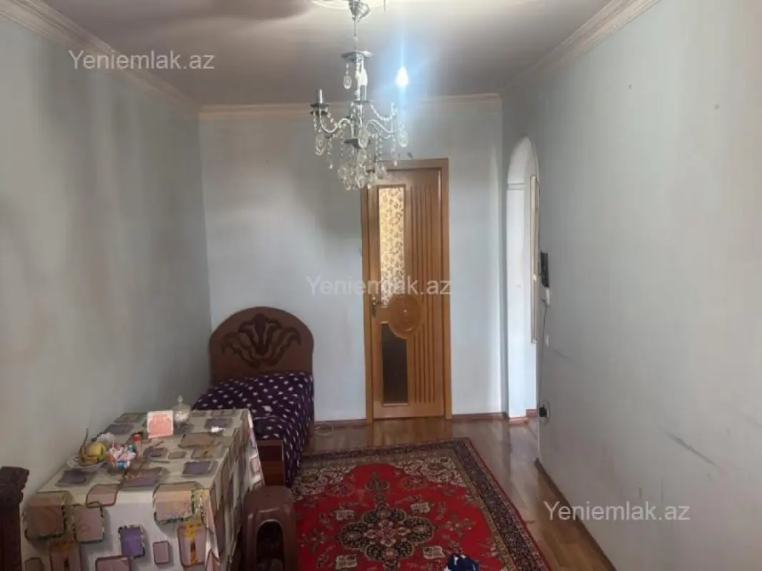 Satılır 2 otaqlı köhnə tikili 46 m²
