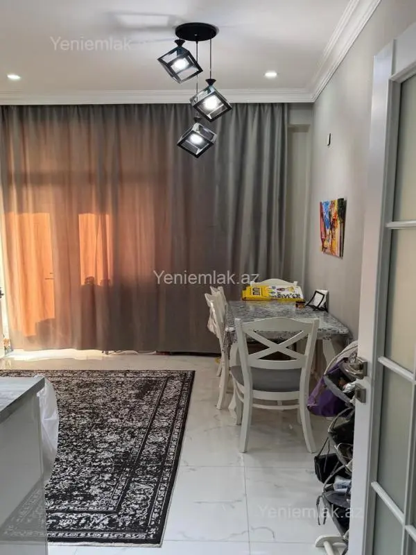 Satılır 2 otaqlı yeni tikili 90 m²