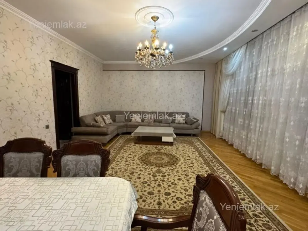 Satılır 3 otaqlı yeni tikili 136 m²