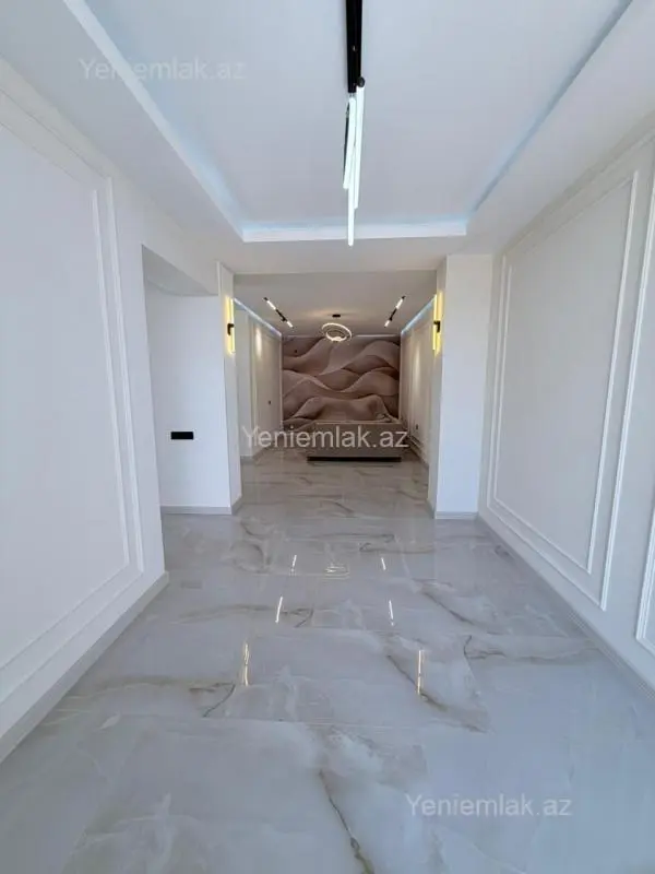 Satılır 5 otaqlı həyət evi 200 m²