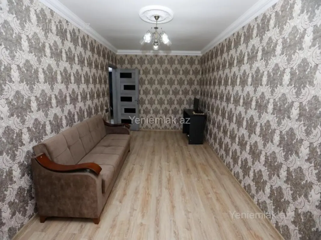 Satılır 3 otaqlı köhnə tikili 60 m²