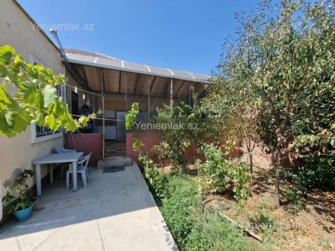 Satılır 3 otaqlı həyət evi 86 m²