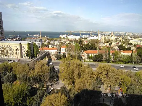 Satılır 3 otaqlı köhnə tikili 70 m² — Bakı, Xətai 3 otaq 70.00 m²