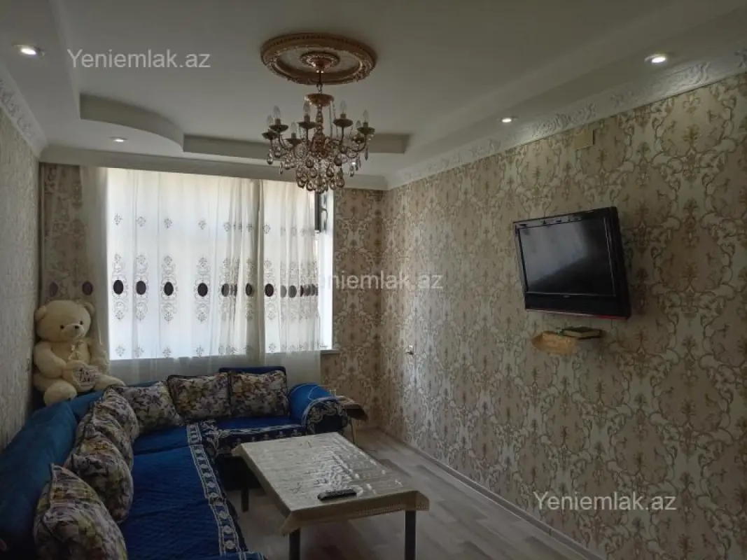 Satılır 3 otaqlı köhnə tikili 80 m²