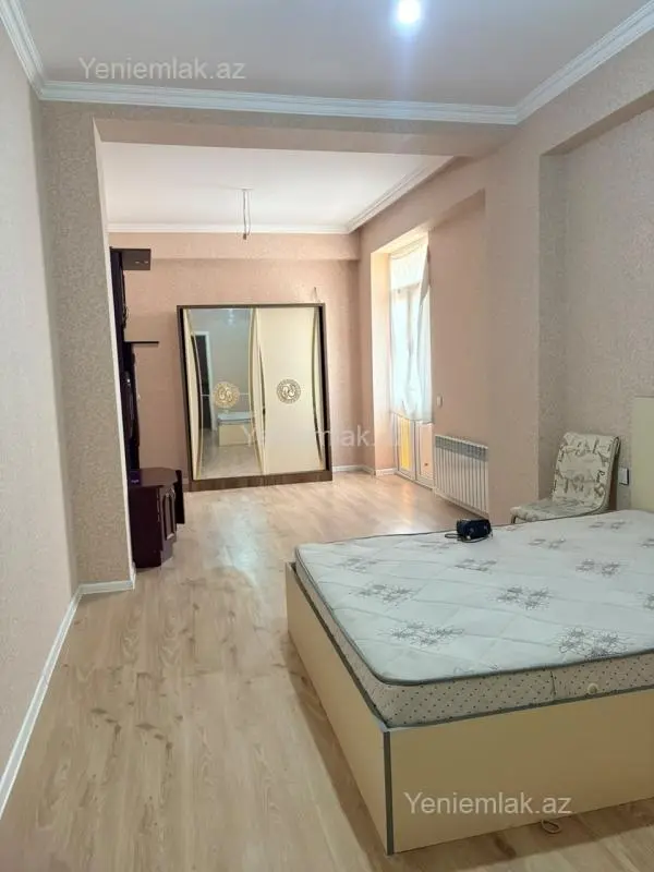 Satılır 2 otaqlı yeni tikili 74 m²