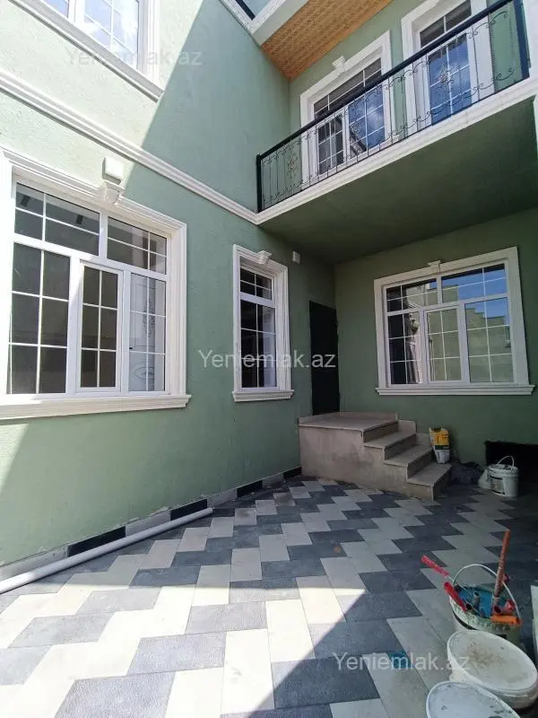 Satılır 4 otaqlı həyət evi 150 m²