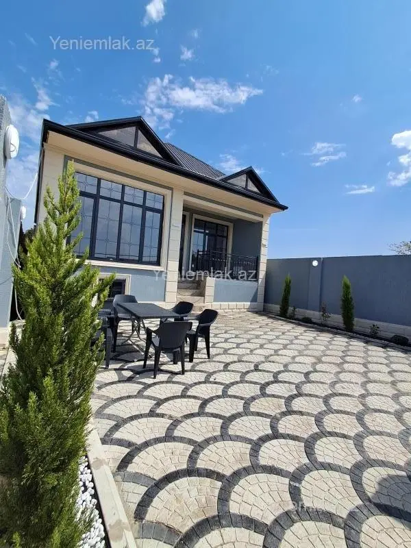 Satılır 3 otaqlı həyət evi 115 m²