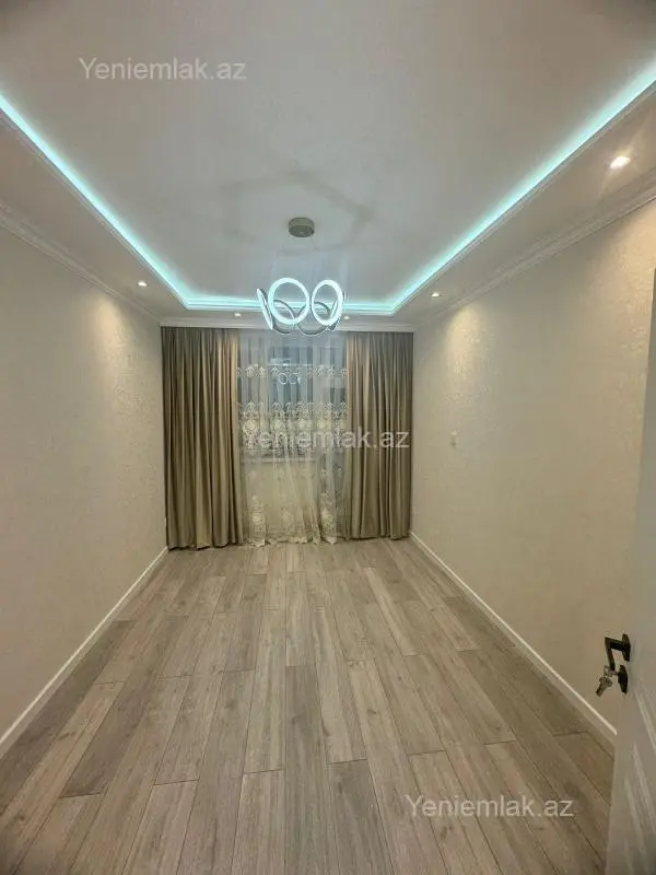 Satılır 3 otaqlı köhnə tikili 74 m²