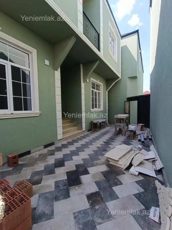Satılır 4 otaqlı həyət evi 155 m²