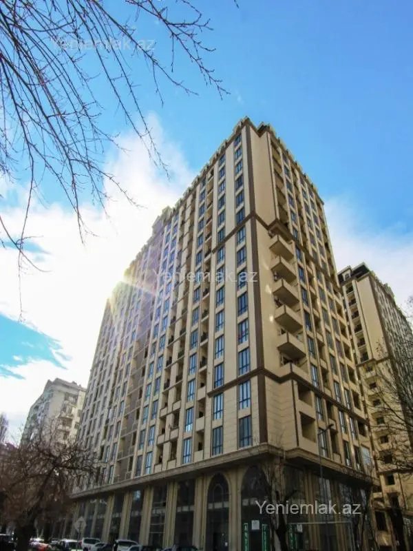 Satılır 3 otaqlı yeni tikili 110 m²
