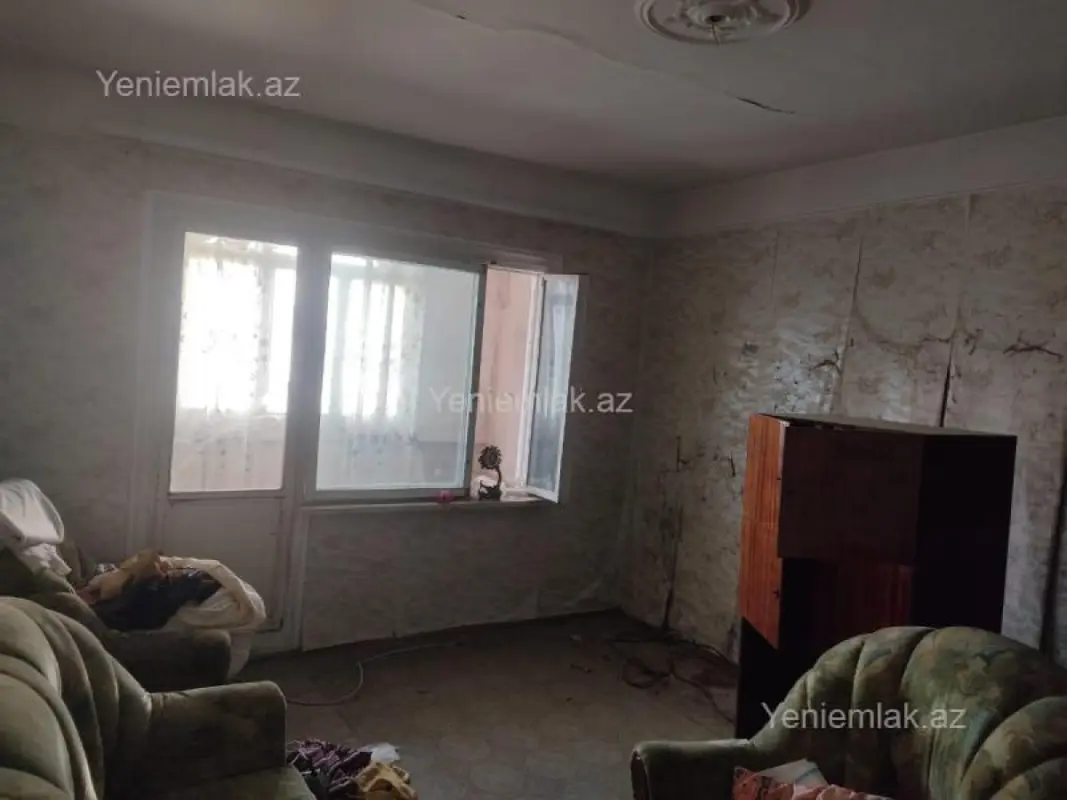 Satılır 3 otaqlı köhnə tikili 75 m²