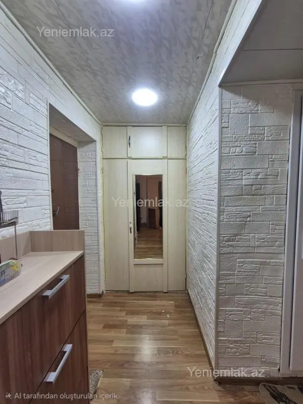 Satılır 2 otaqlı köhnə tikili 40 m²
