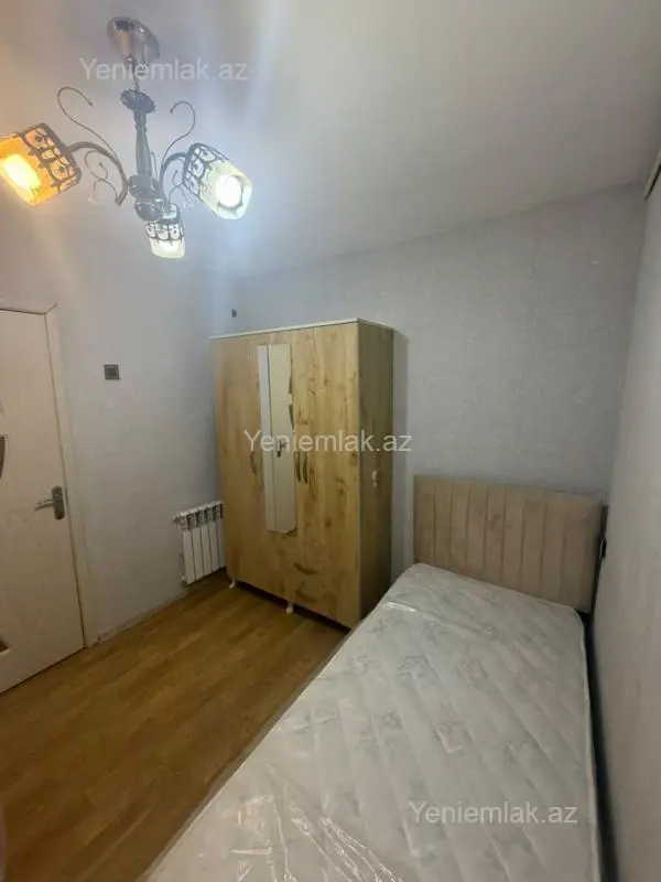 Satılır 2 otaqlı köhnə tikili 40 m²