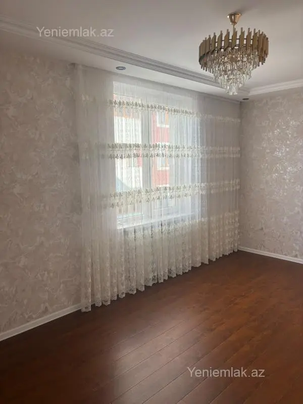 Satılır 2 otaqlı köhnə tikili 40 m²