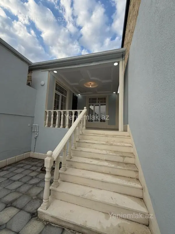 Satılır 3 otaqlı həyət evi 95 m²