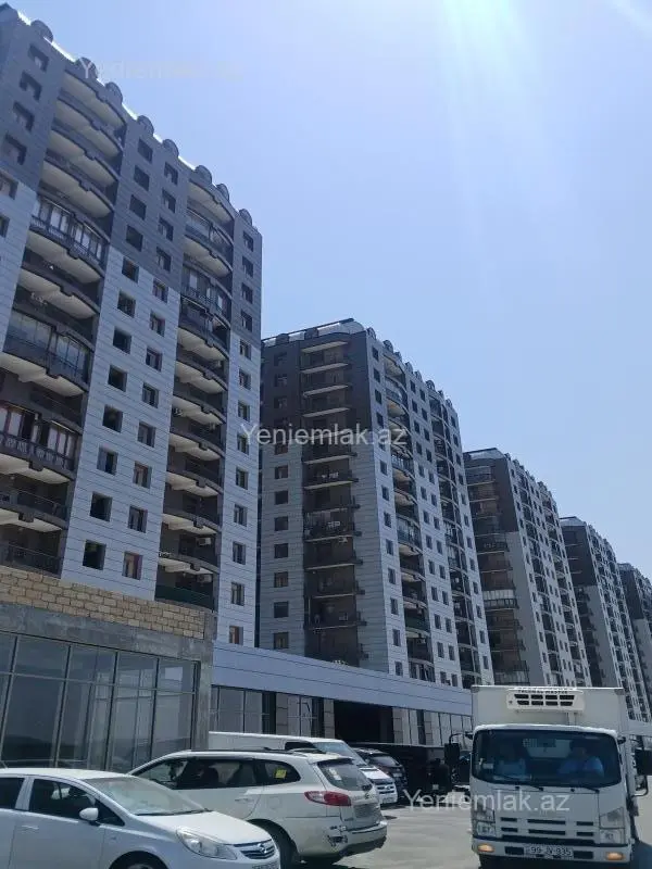 Satılır 2 otaqlı yeni tikili 59 m²