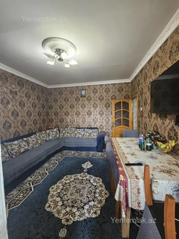 Satılır 2 otaqlı köhnə tikili 59 m²