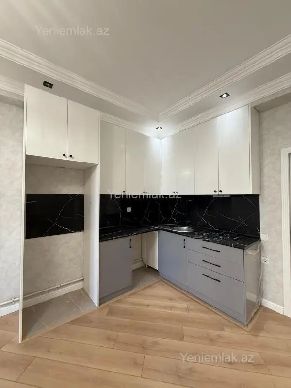 Satılır 2 otaqlı yeni tikili 65 m²