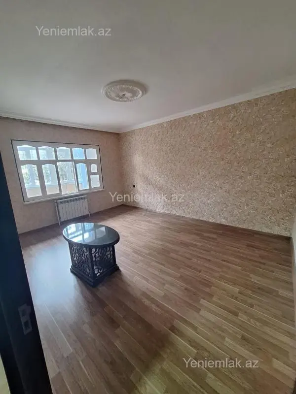 Satılır 3 otaqlı köhnə tikili 72 m²
