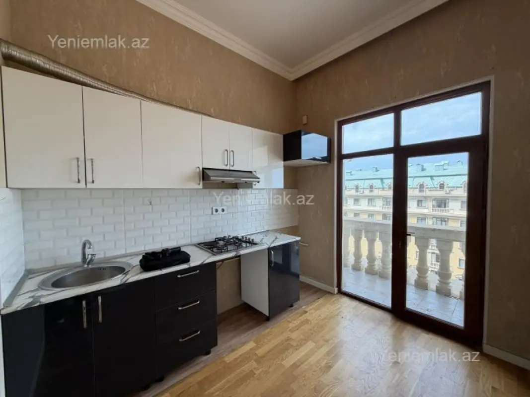 Satılır 2 otaqlı yeni tikili 90 m²