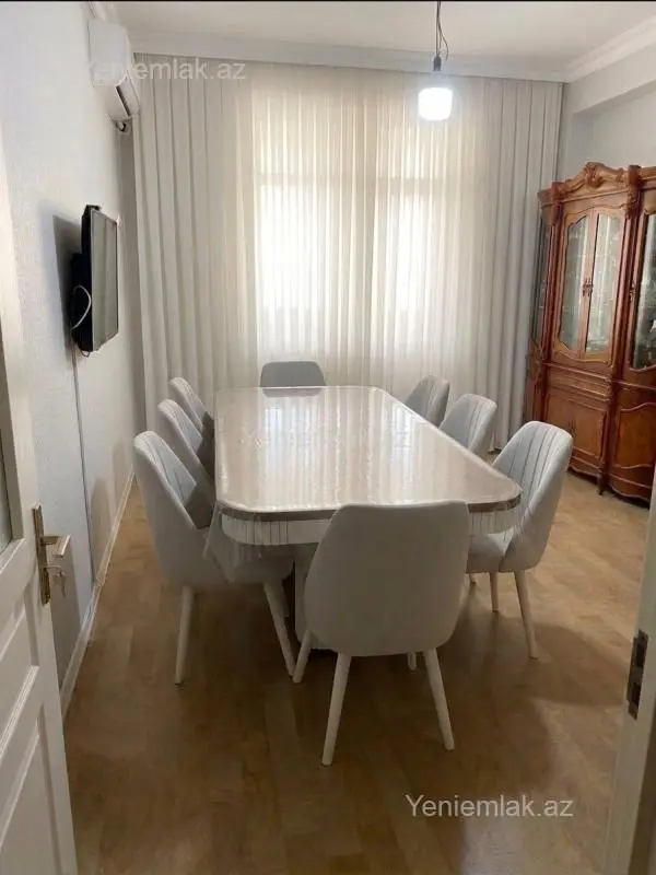 Satılır 2 otaqlı yeni tikili 65 m²