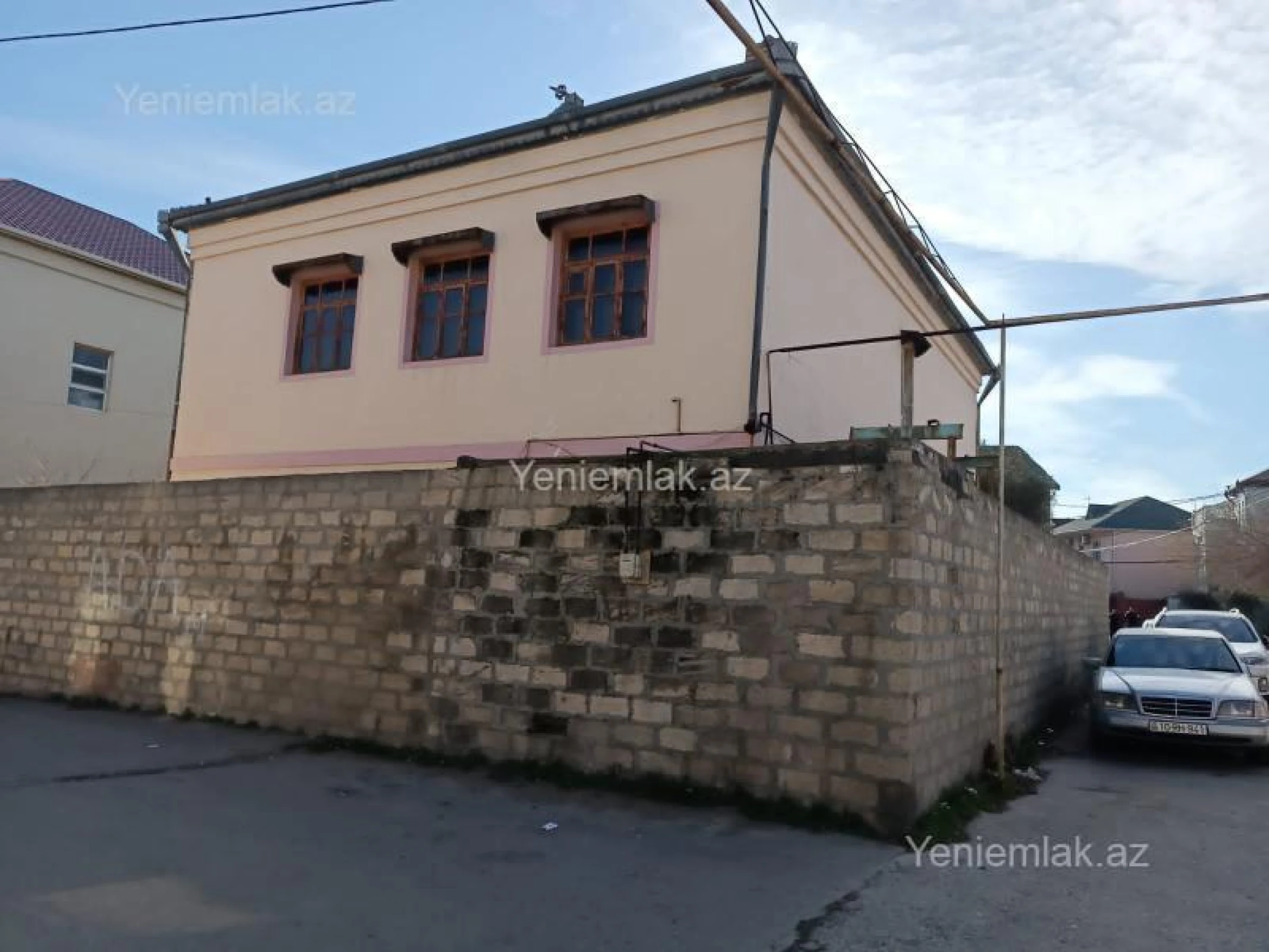 Satılır 4 otaqlı həyət evi 150 m²