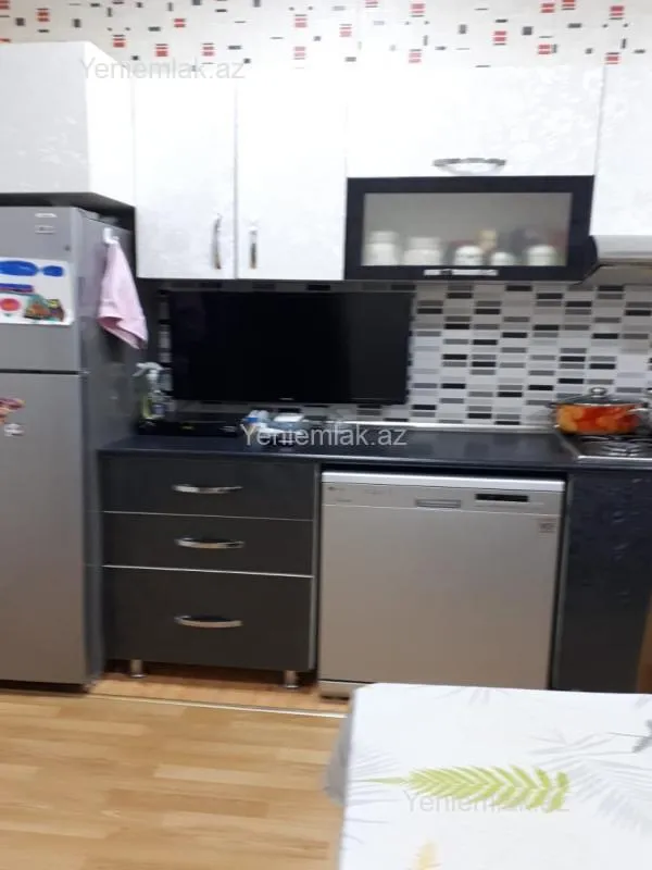 Satılır 4 otaqlı həyət evi 150 m²