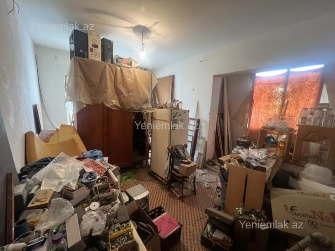 Satılır 2 otaqlı köhnə tikili 60 m²