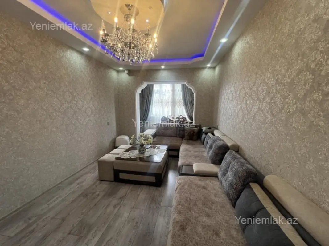Satılır 4 otaqlı köhnə tikili 95 m²