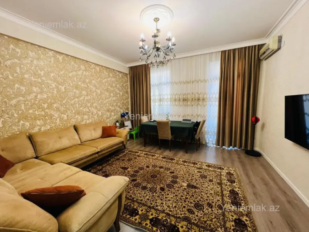 Satılır 2 otaqlı köhnə tikili 65 m²