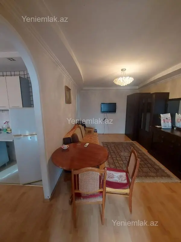 Satılır 2 otaqlı köhnə tikili 30 m²