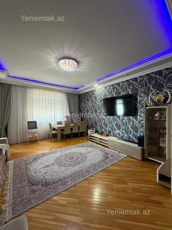 Satılır 3 otaqlı yeni tikili 115 m²