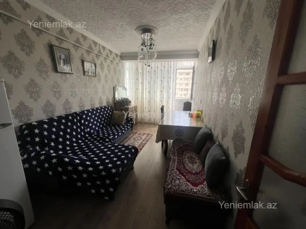 Satılır 2 otaqlı köhnə tikili 45 m²