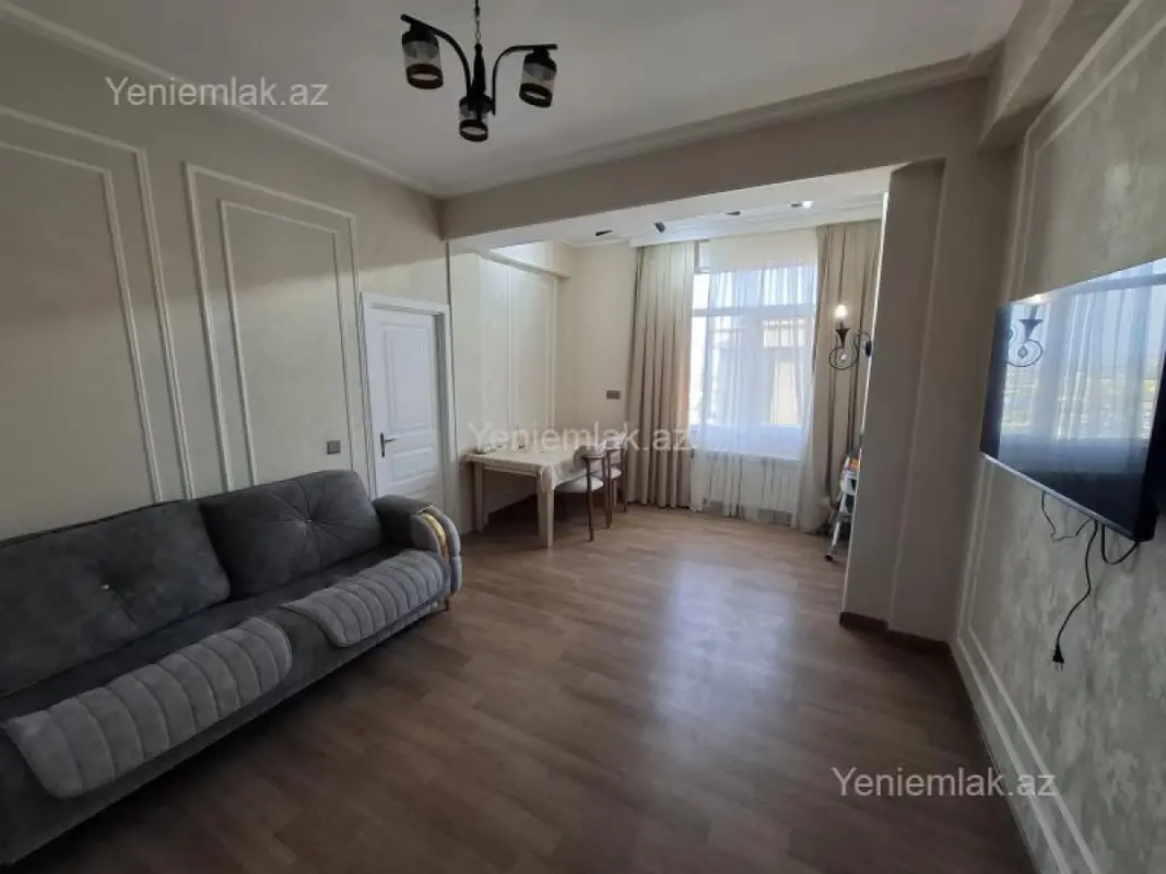 Satılır 3 otaqlı yeni tikili 86 m²