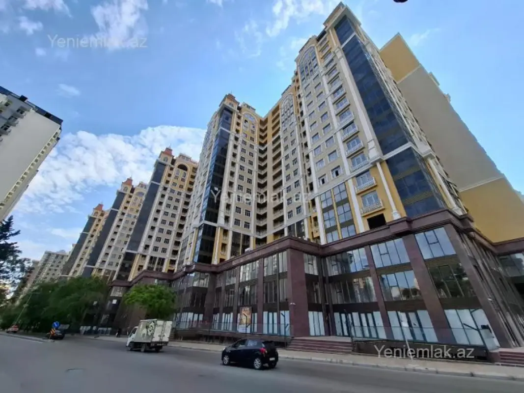 Satılır 3 otaqlı yeni tikili 113 m²